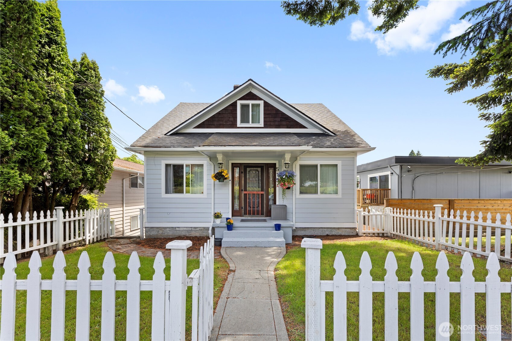 515 Avenue D Property Photo 1
