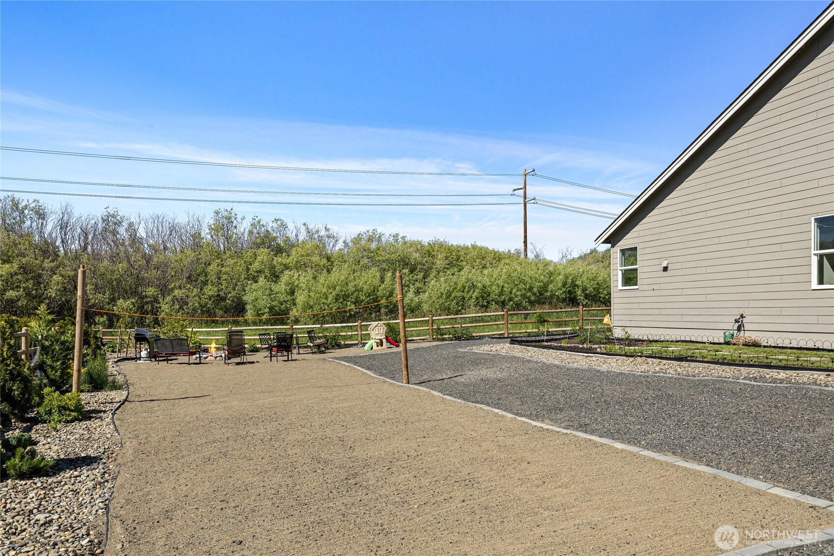 2907 Dapple Gray Way Property Photo 13
