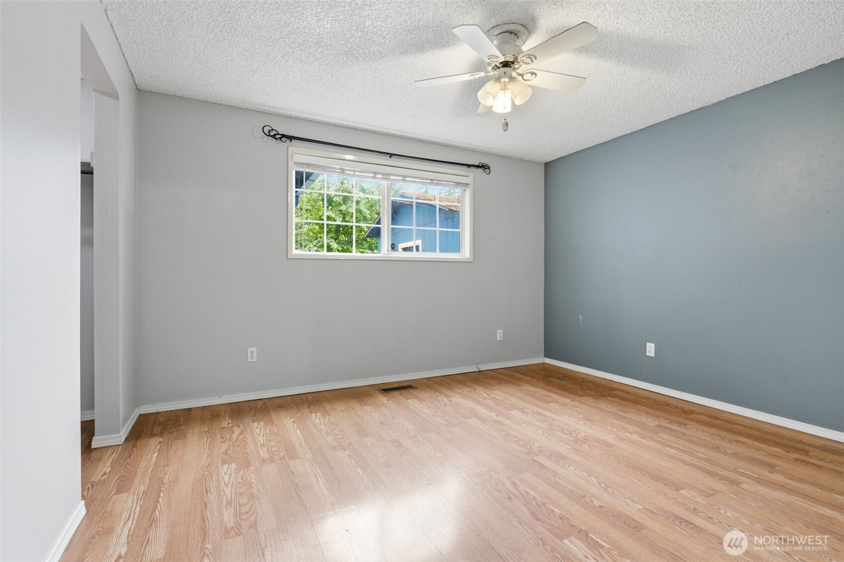 608 Ne 124th Avenue Property Photo 10