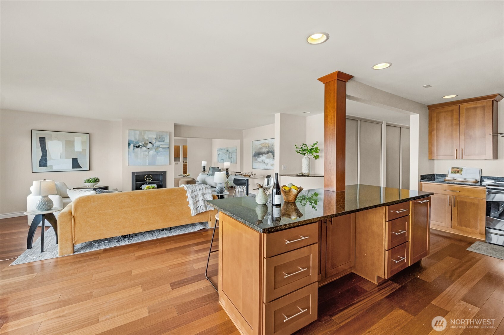 1221 Harbor Avenue 402-3 Property Photo 12