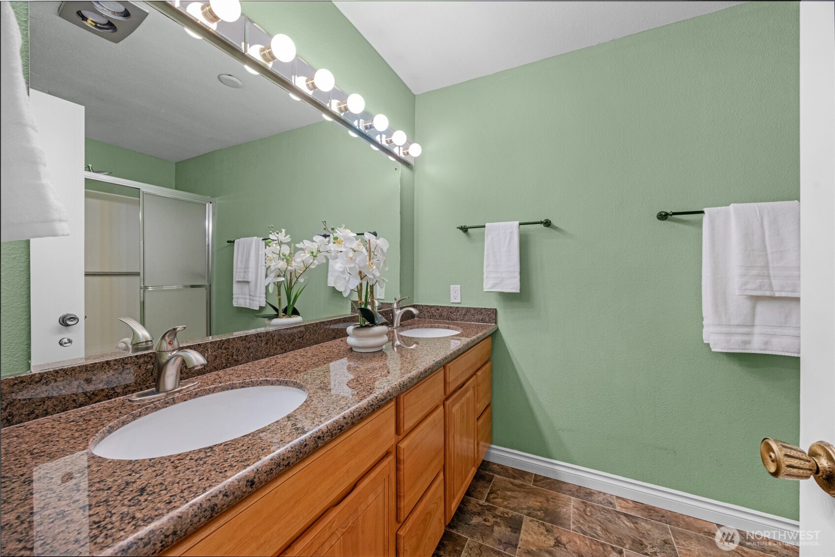 1221 Harbor Avenue 402-3 Property Photo 22