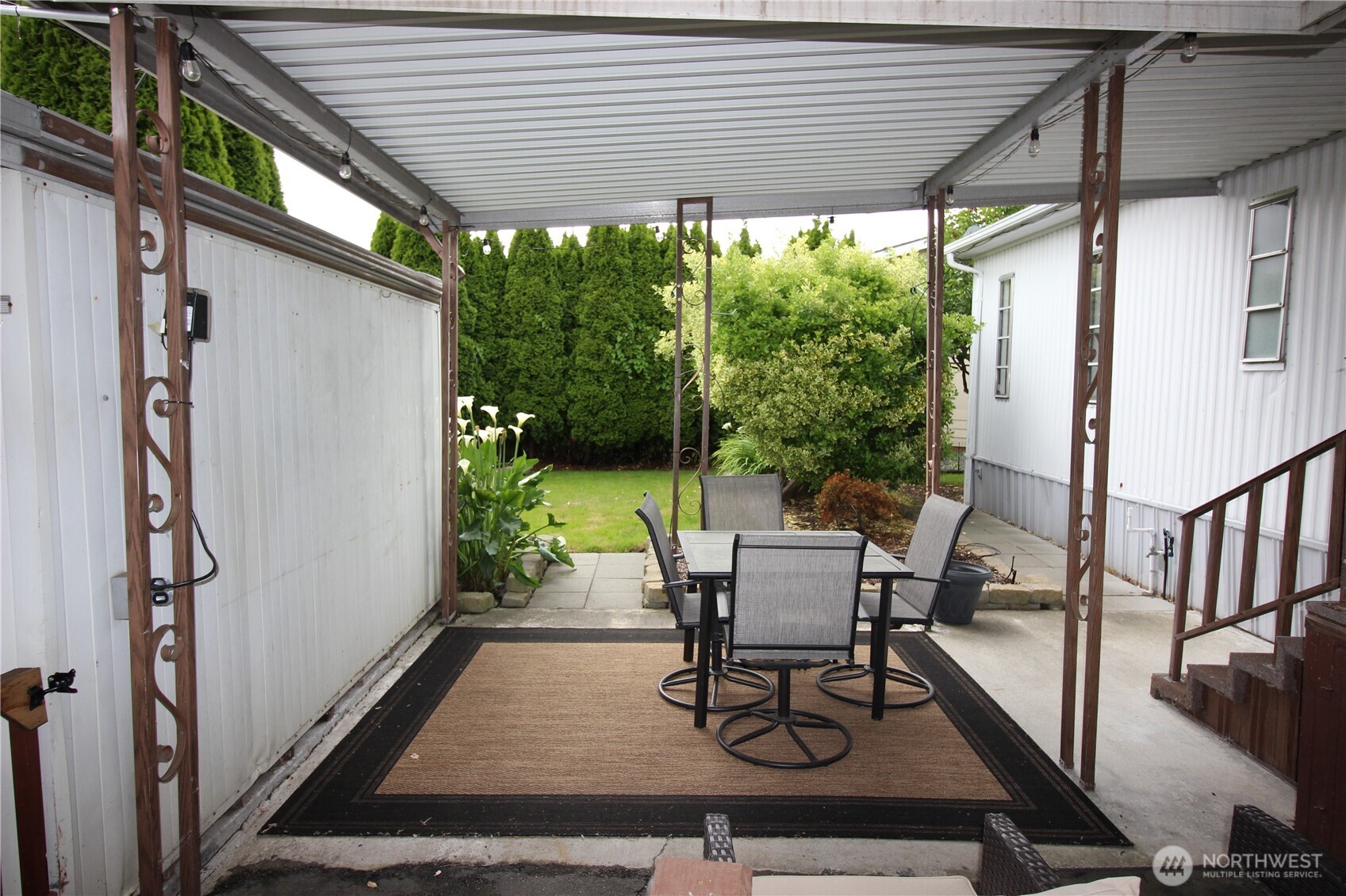 920 Cottonwood Drive Property Photo 4
