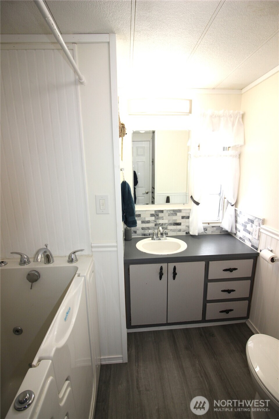 920 Cottonwood Drive Property Photo 18
