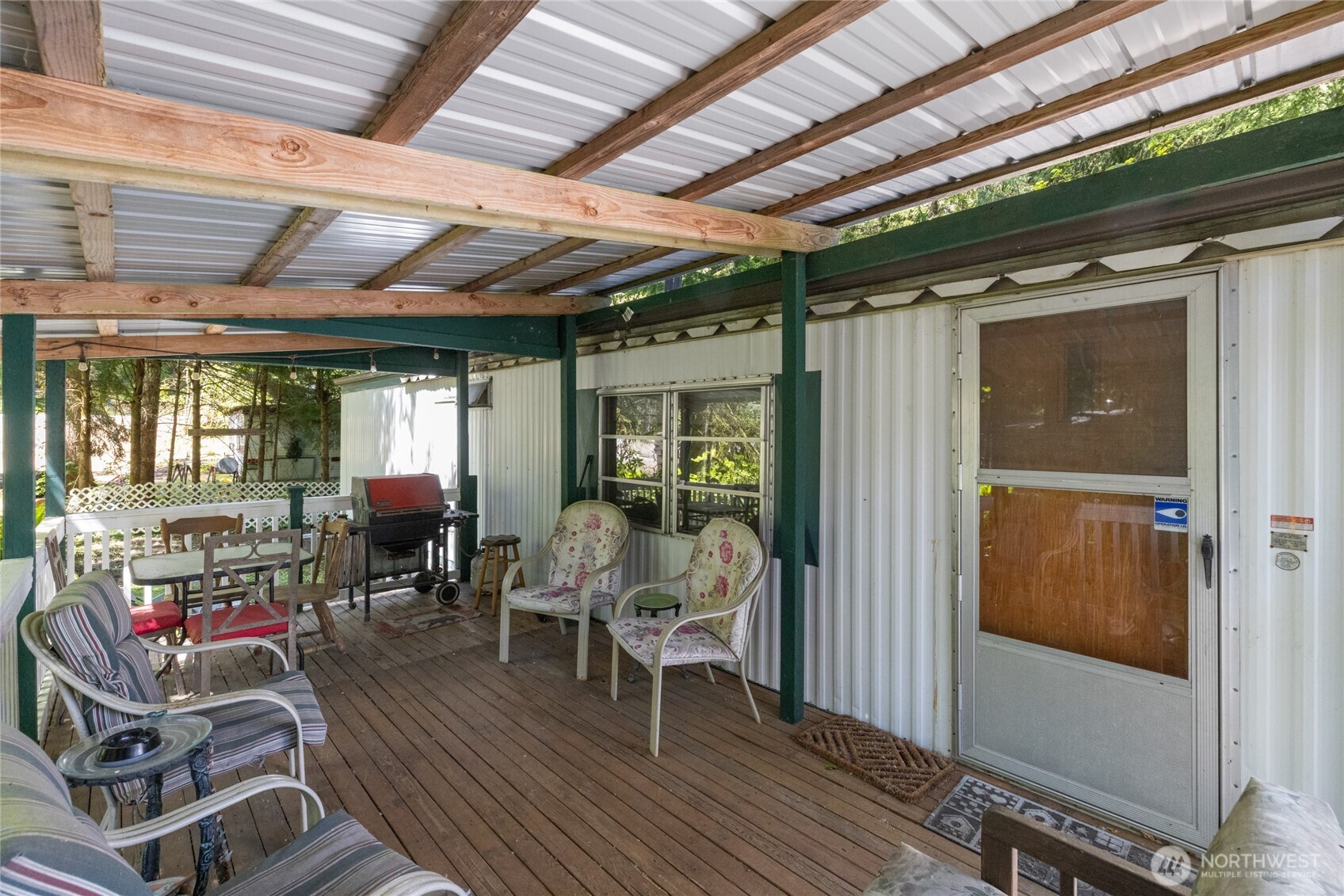 146 Paradise Drive Property Photo 6