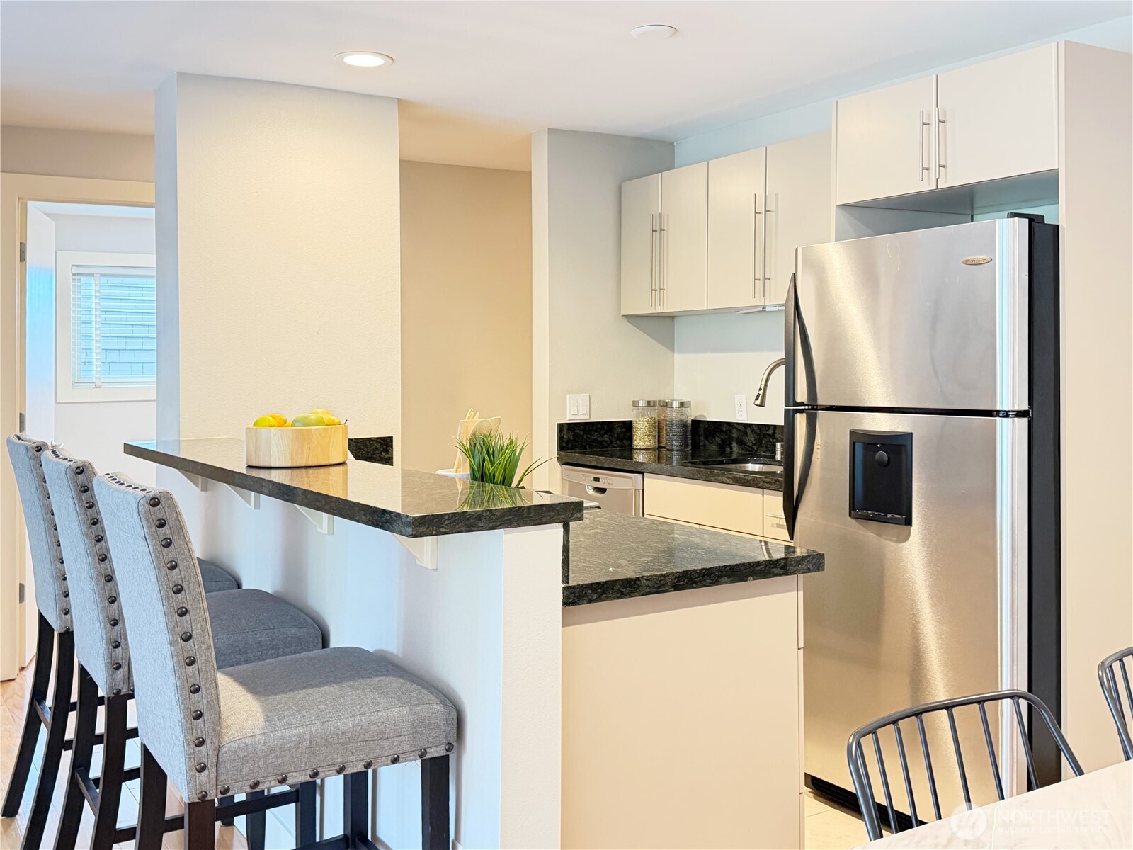 731 Broadway 301 Property Photo 12
