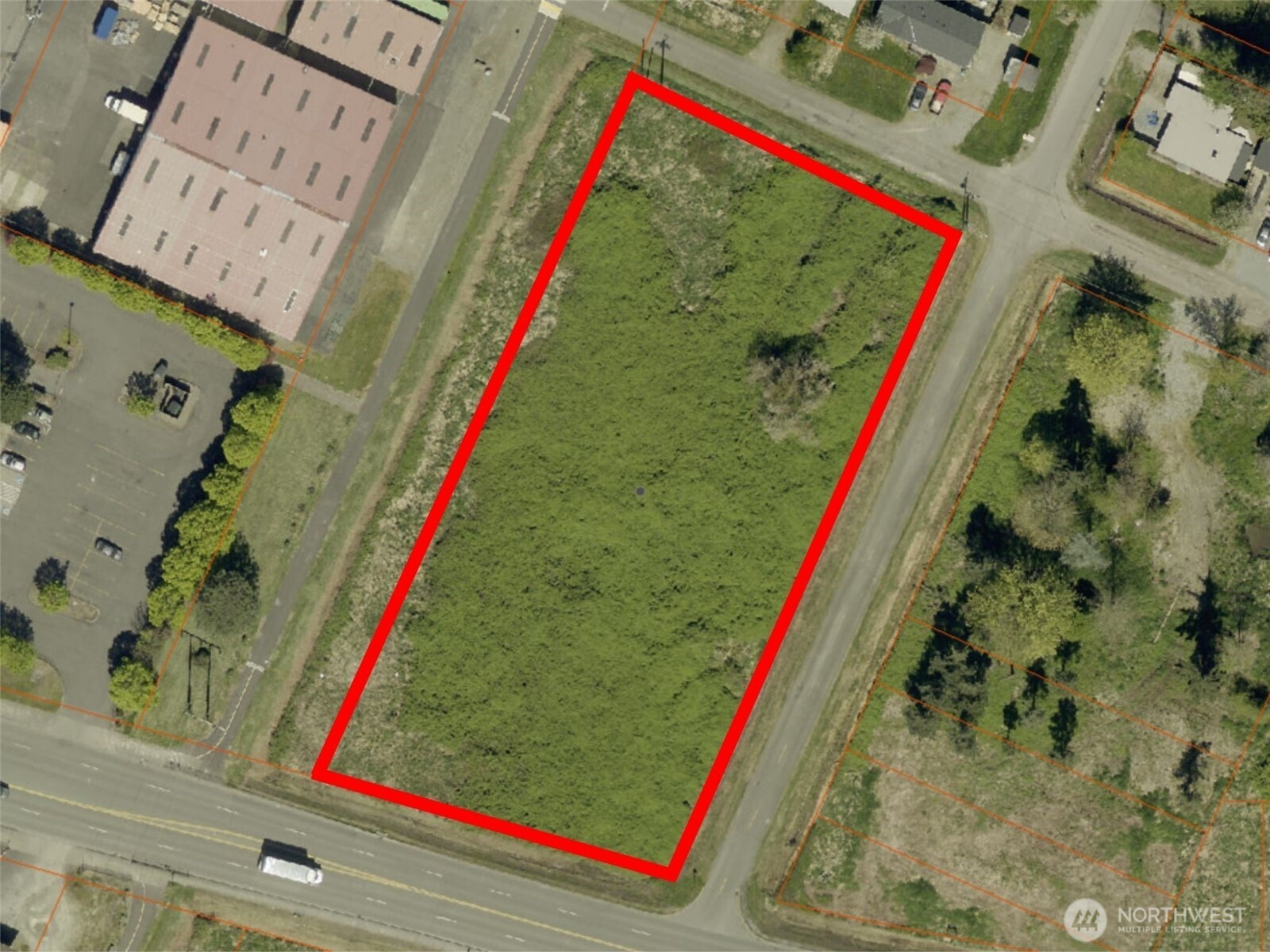 415 Tacoma Boulevard Property Photo 3