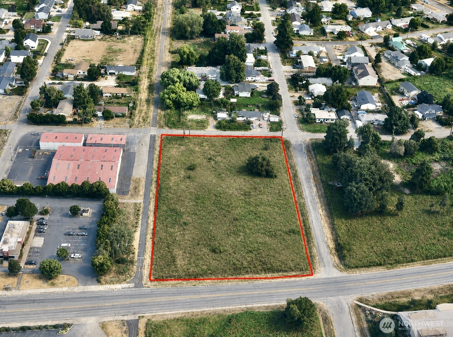 415 Tacoma Boulevard Property Photo 11
