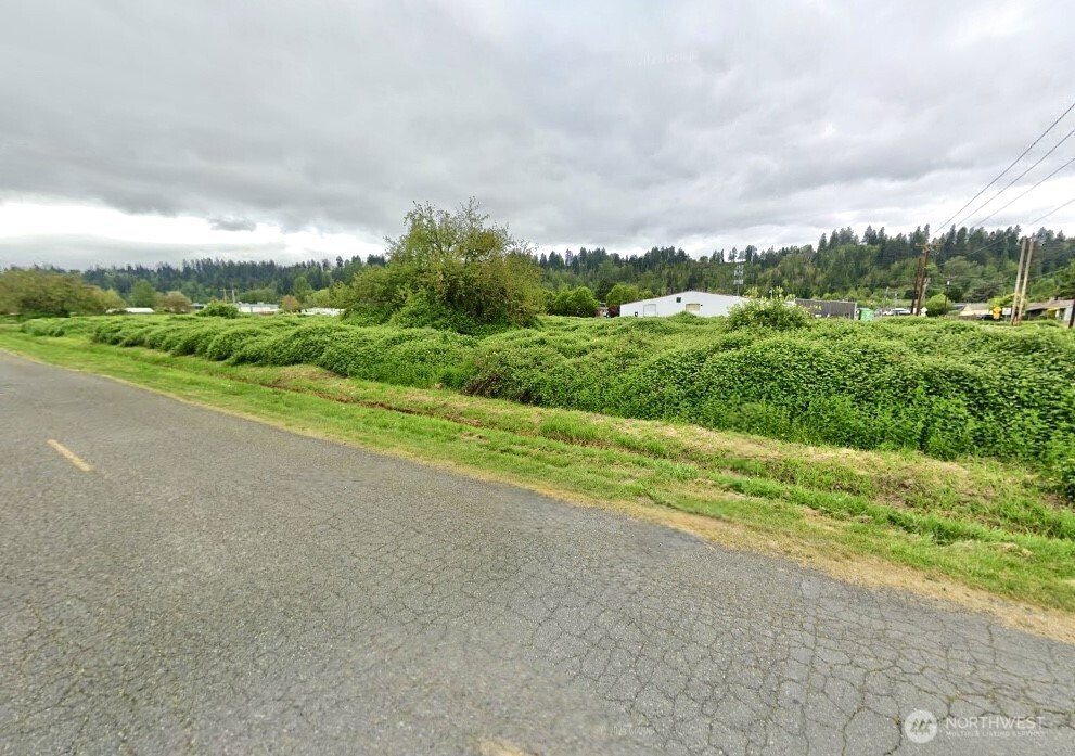 415 Tacoma Boulevard Property Photo 13