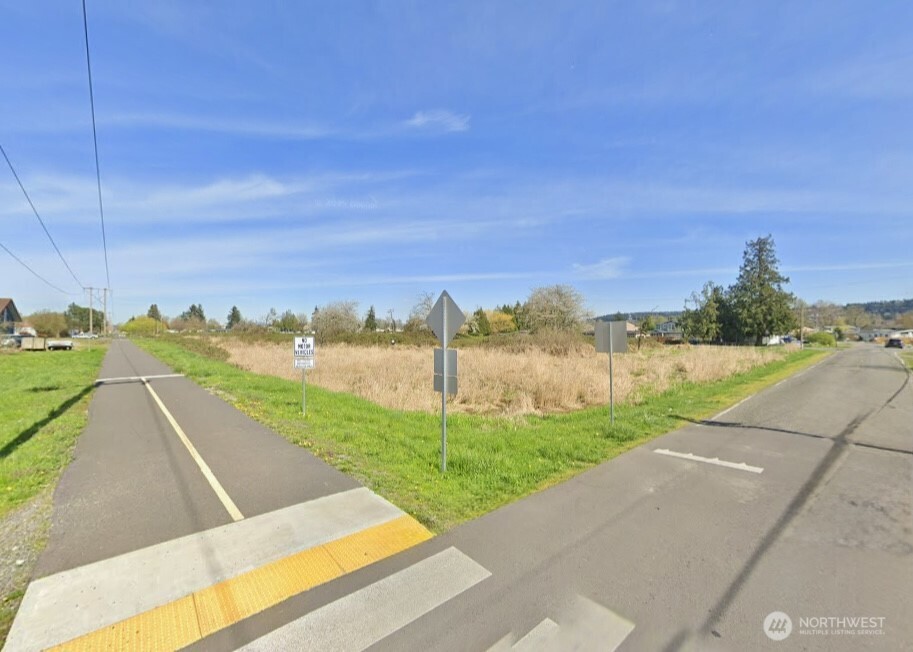 305 Tacoma Boulevard Property Photo 13