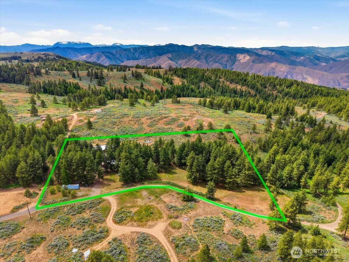 389 Muledeer Property Photo 36