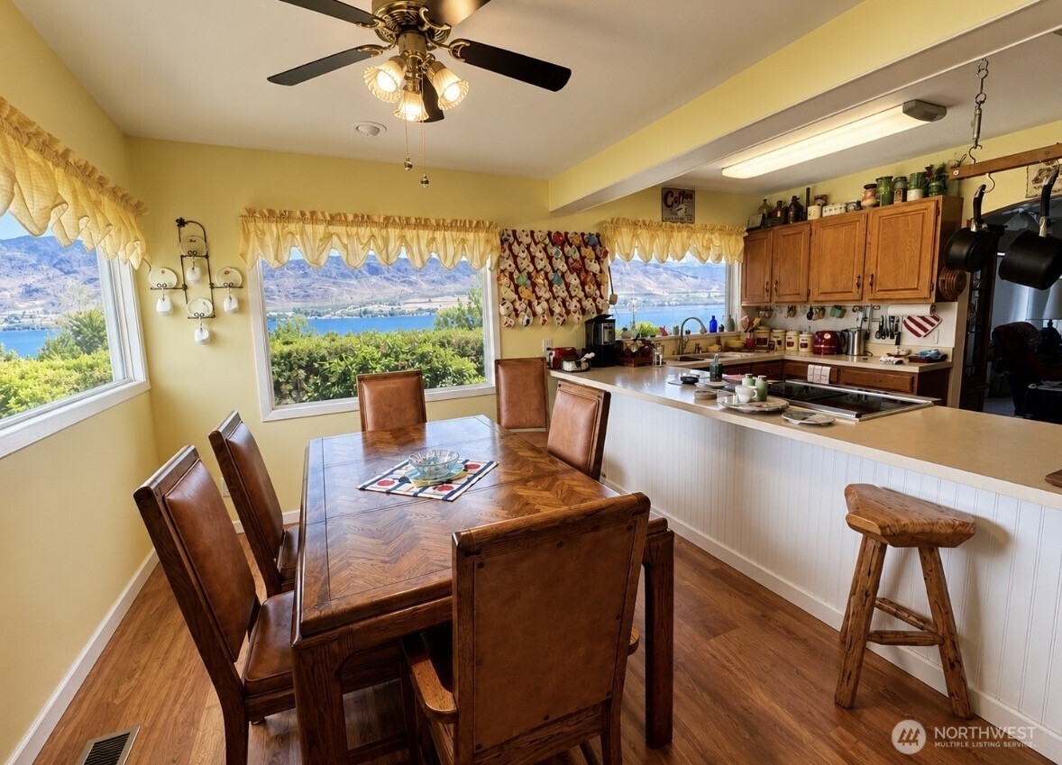 33524 Highway 97 A Property Photo 10