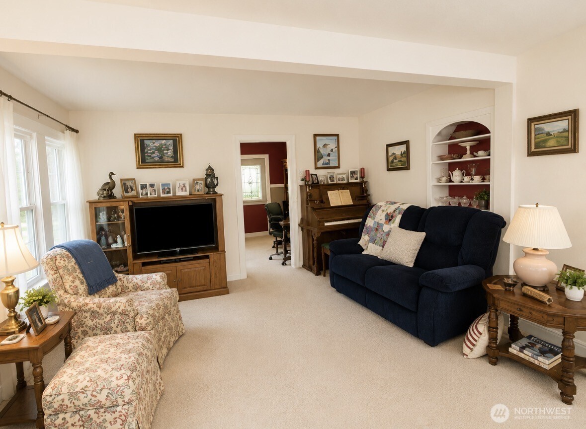 33524 Highway 97 A Property Photo 14