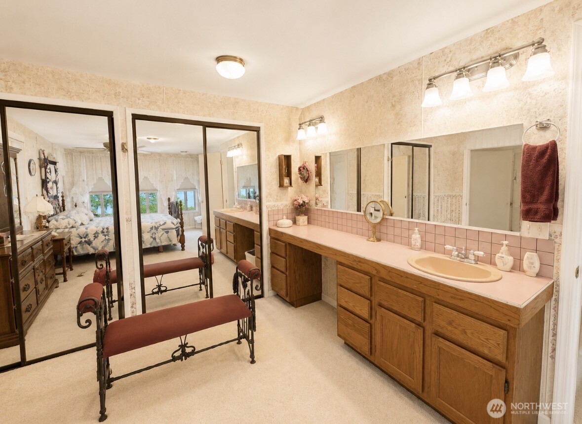 33524 Highway 97 A Property Photo 21