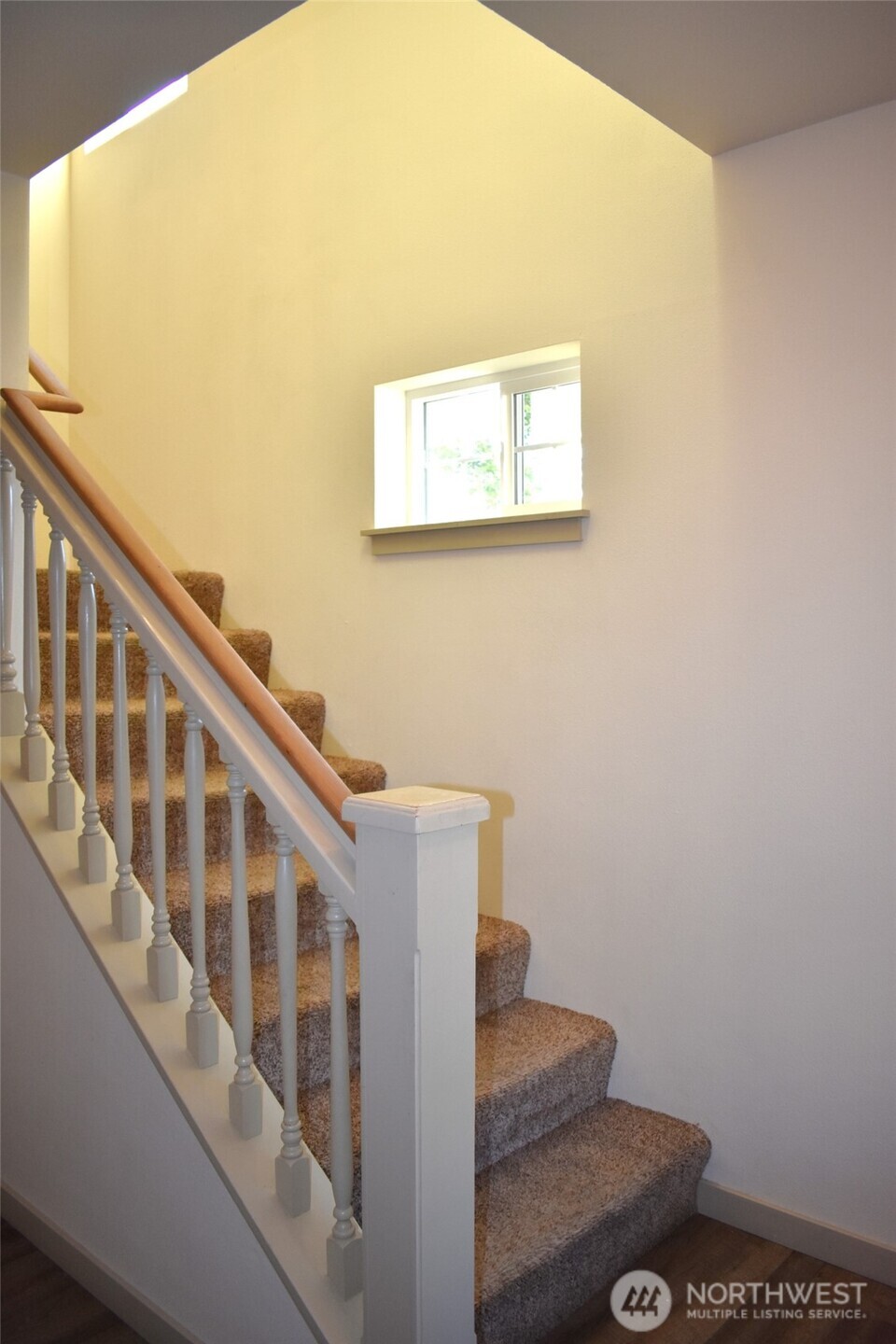 218 E Whitman Drive Property Photo 16