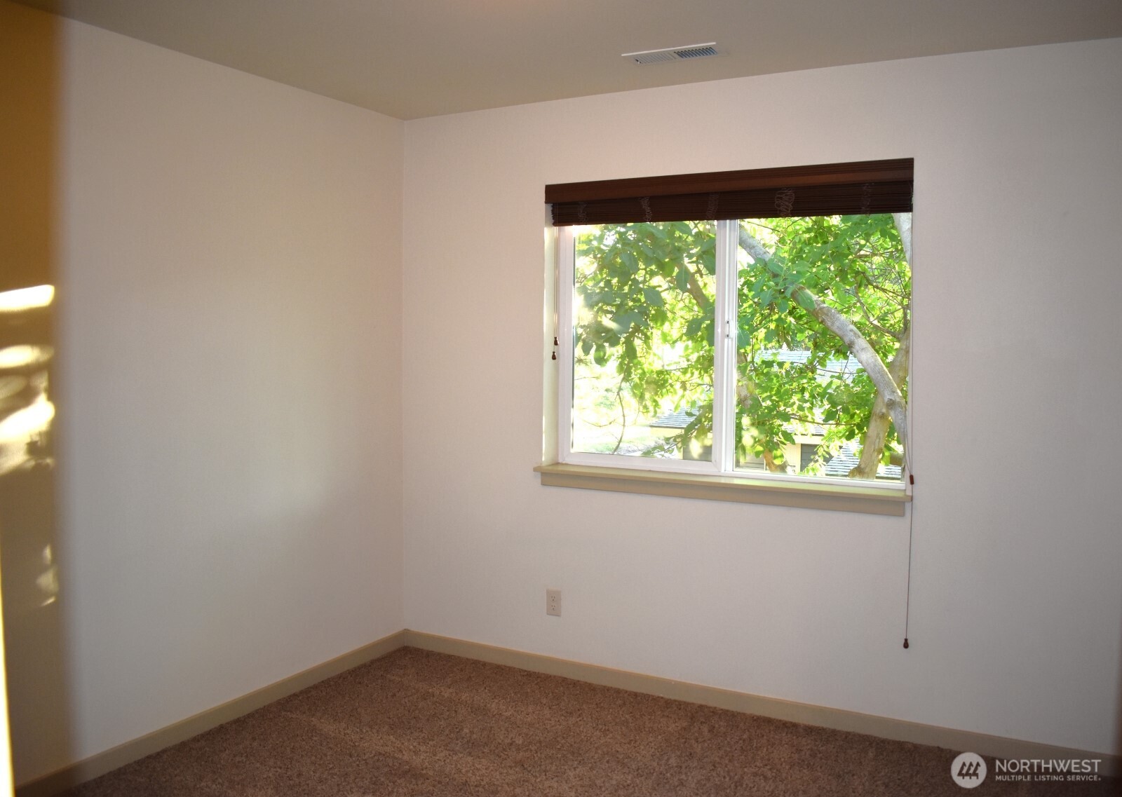 218 E Whitman Drive Property Photo 24