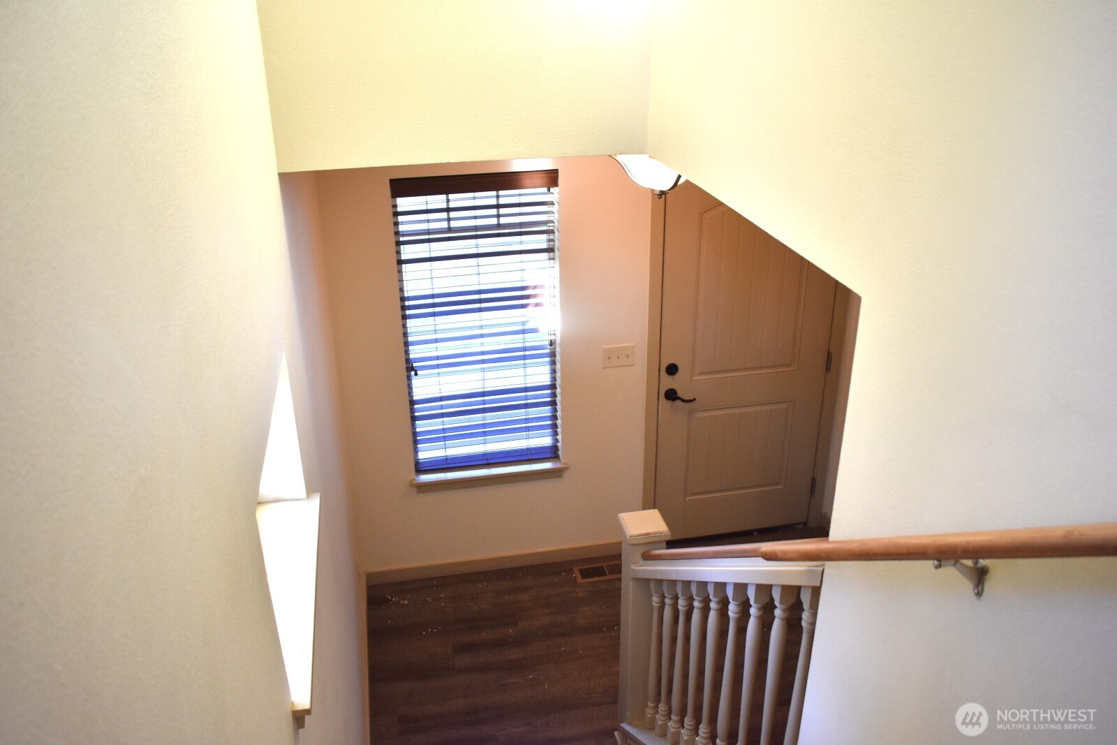 218 E Whitman Drive Property Photo 27
