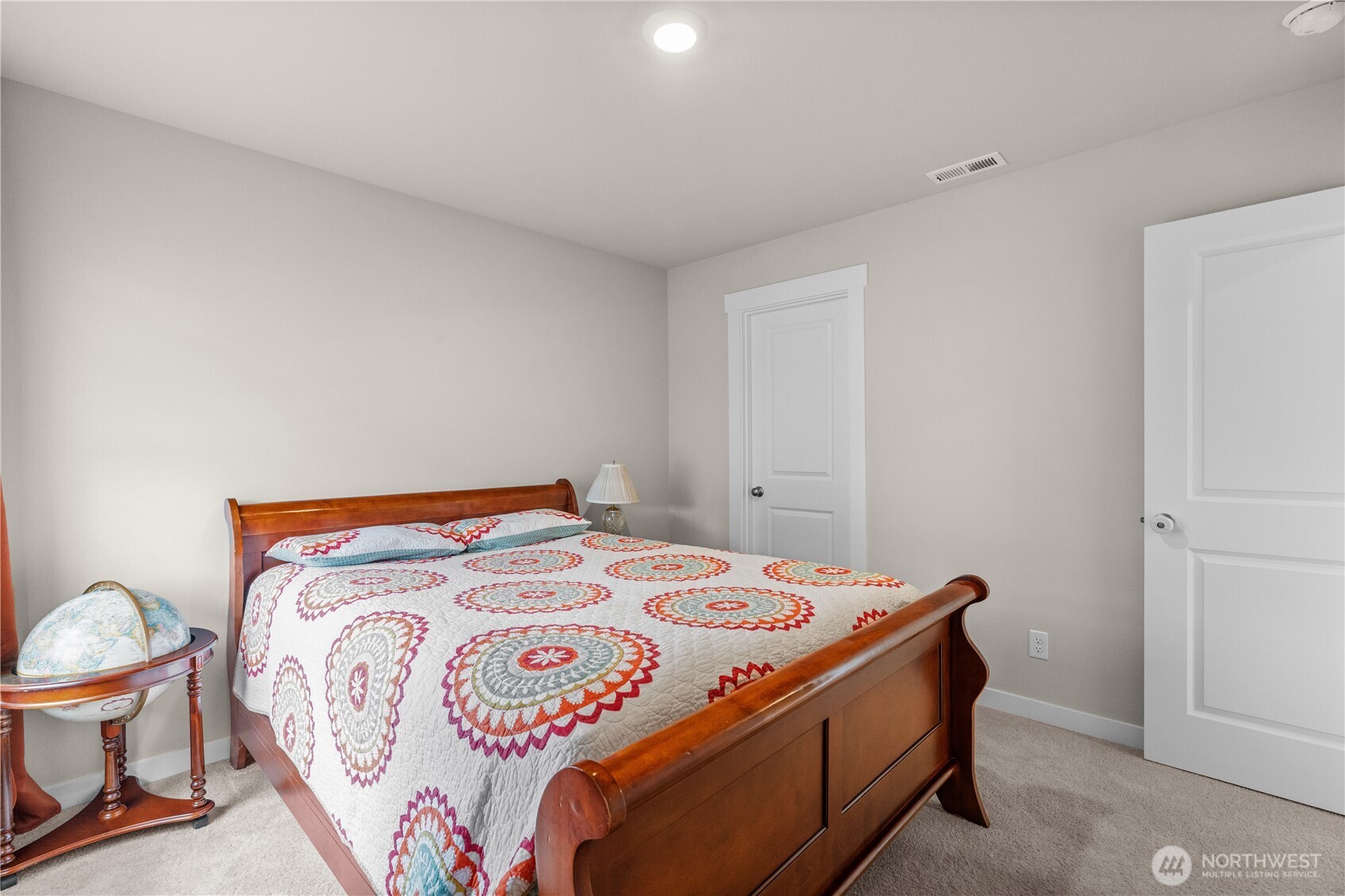17512 Crossing Drive Property Photo 22