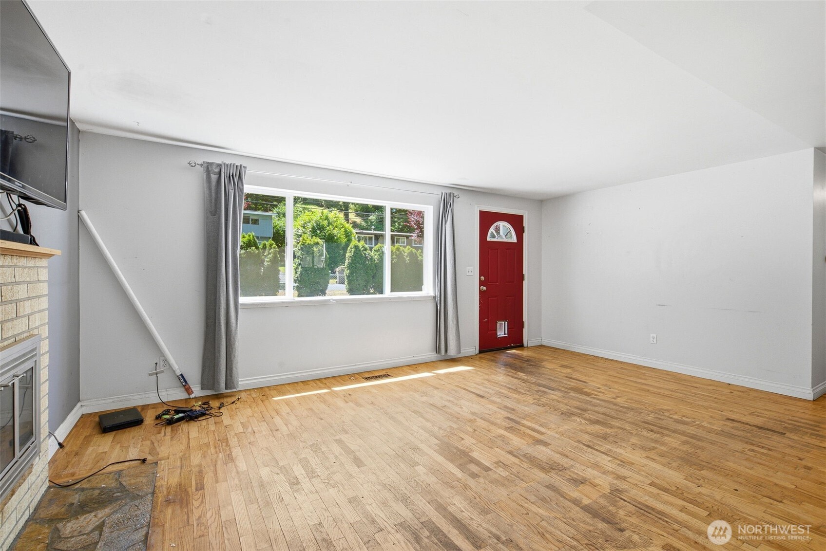 4258 S 158th Street Property Photo 5