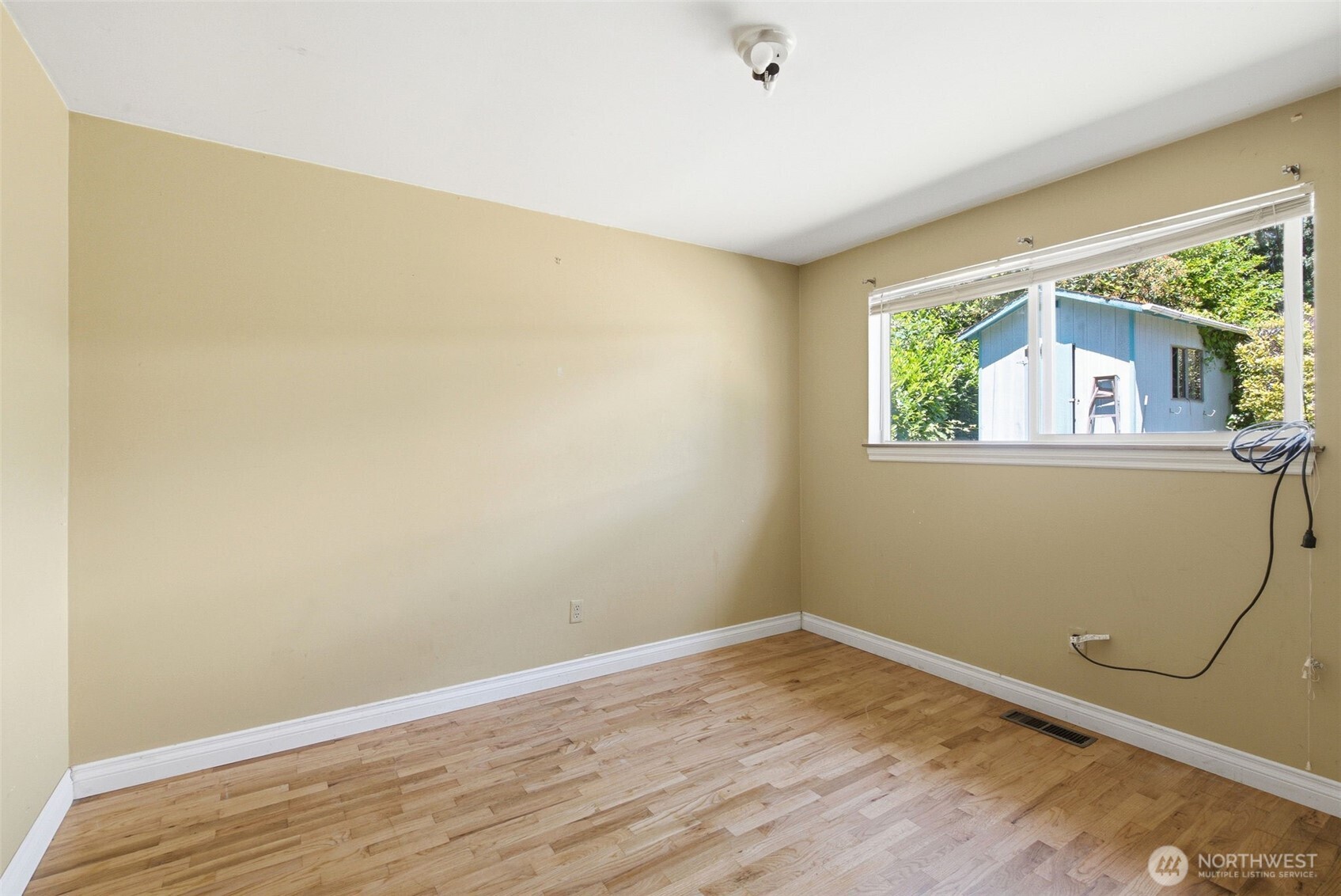4258 S 158th Street Property Photo 11