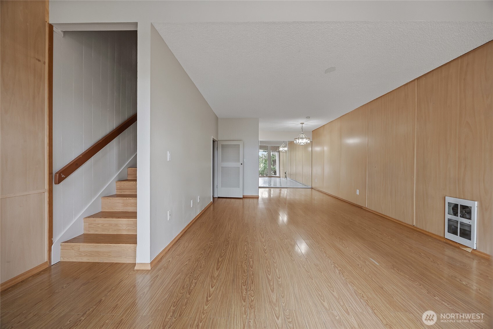6236 137th Place 232 Property Photo 13