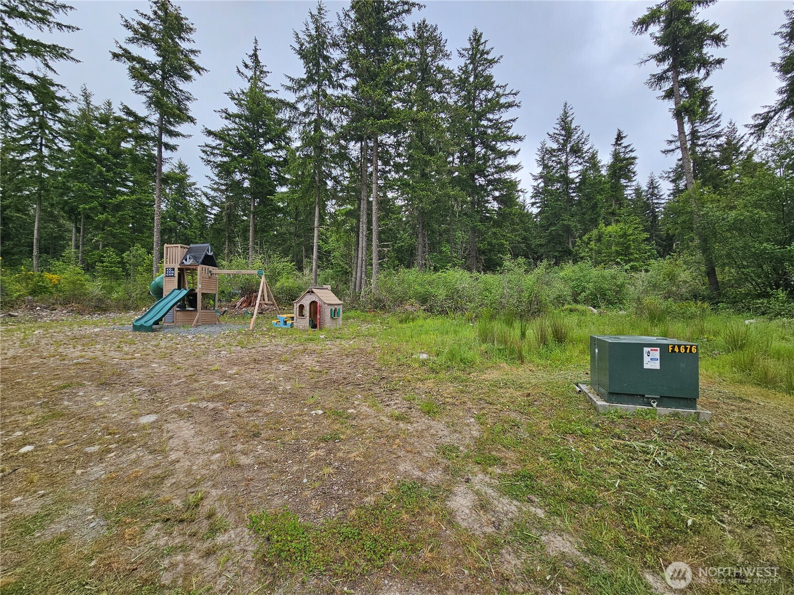 42911 28th Avenue Property Photo 2
