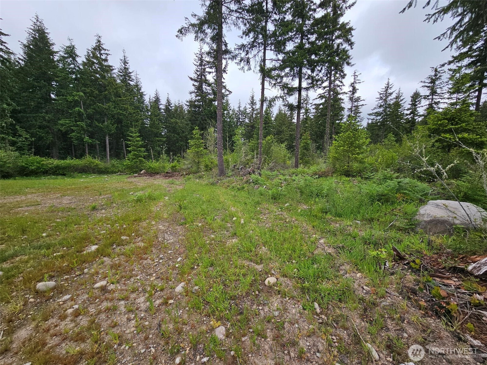 42911 28th Avenue Property Photo 10
