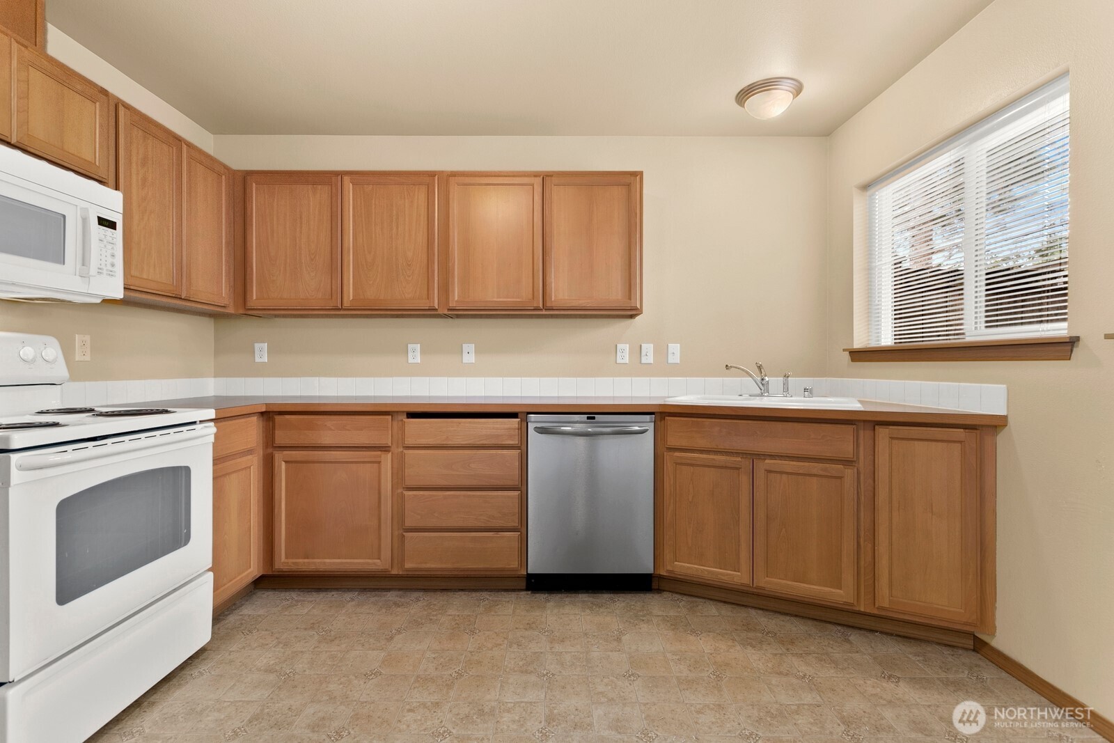 10511 140th Street Ct 34 Property Photo 10