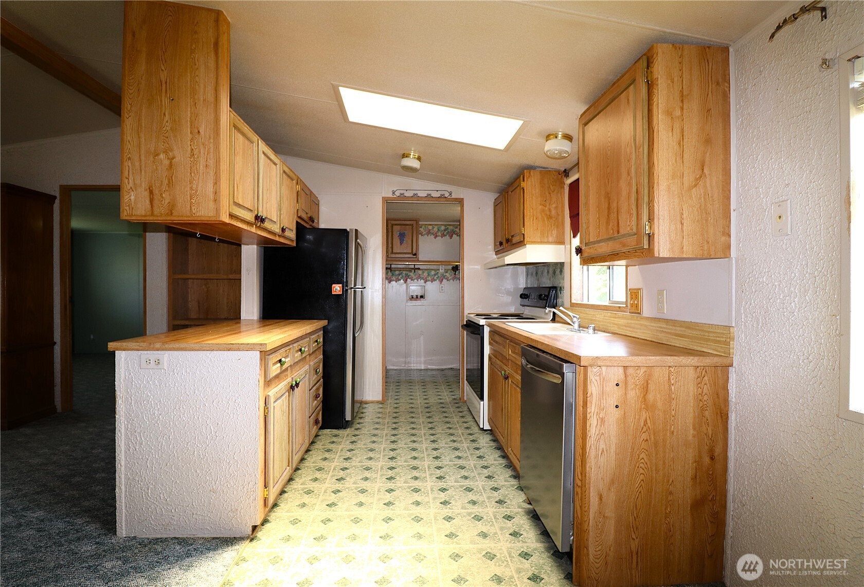 214 Chapman Road 8 Property Photo 16