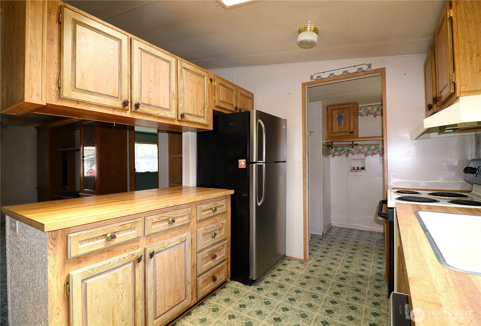 214 Chapman Road 8 Property Photo 17
