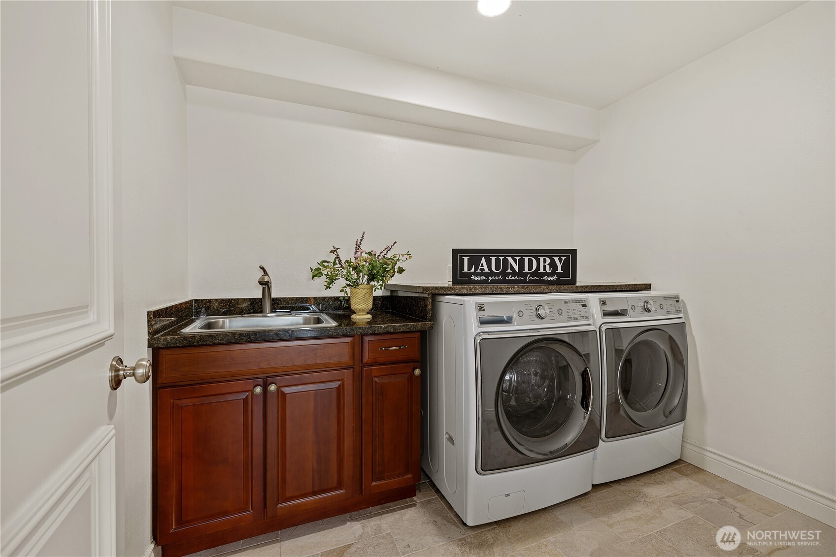 413 174th Place Property Photo 33