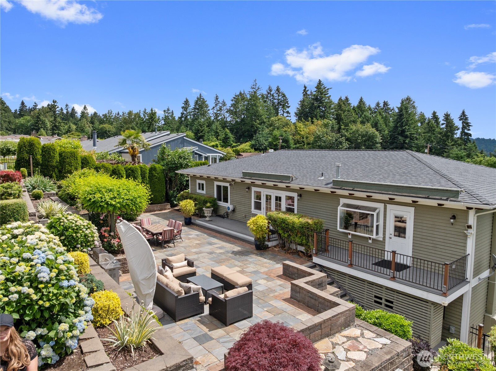 413 174th Place Property Photo 36