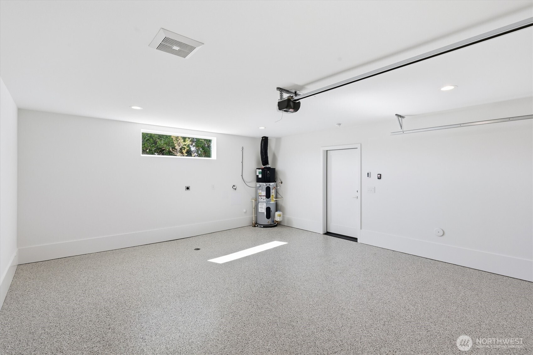 2710 58th Avenue Property Photo 9