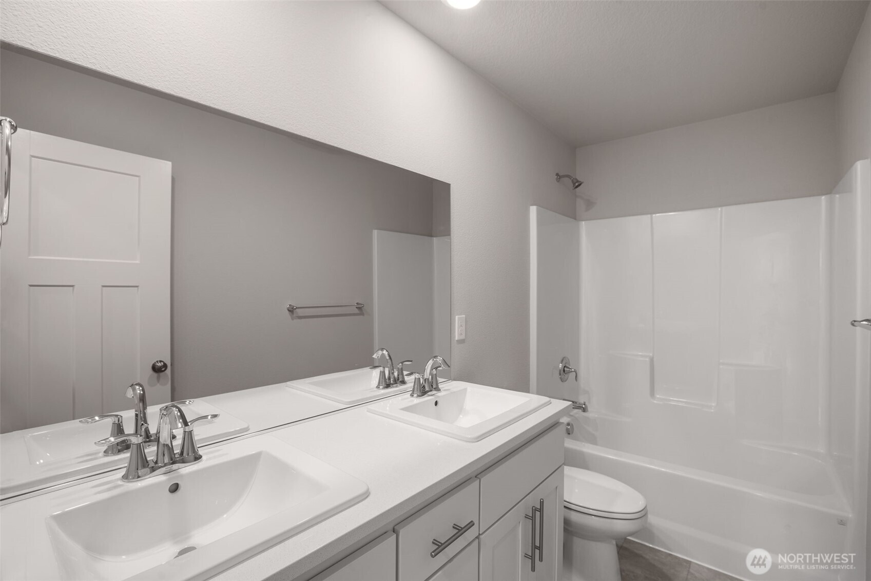 13715 Ne 107th Street Property Photo 17