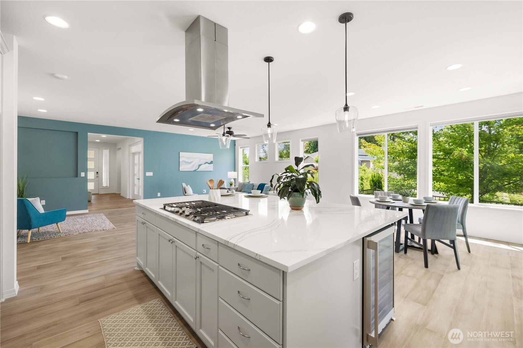 18915 143rd Street Property Photo 8