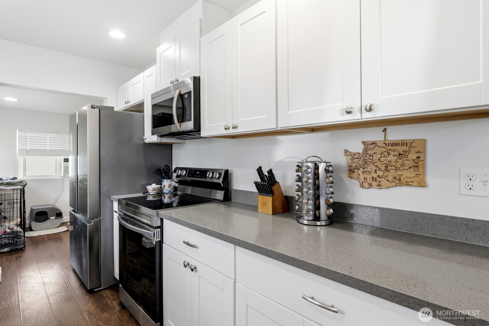 428 Bellevue Avenue Property Photo 7
