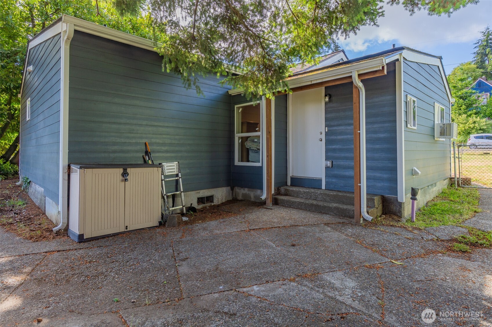 428 Bellevue Avenue Property Photo 25