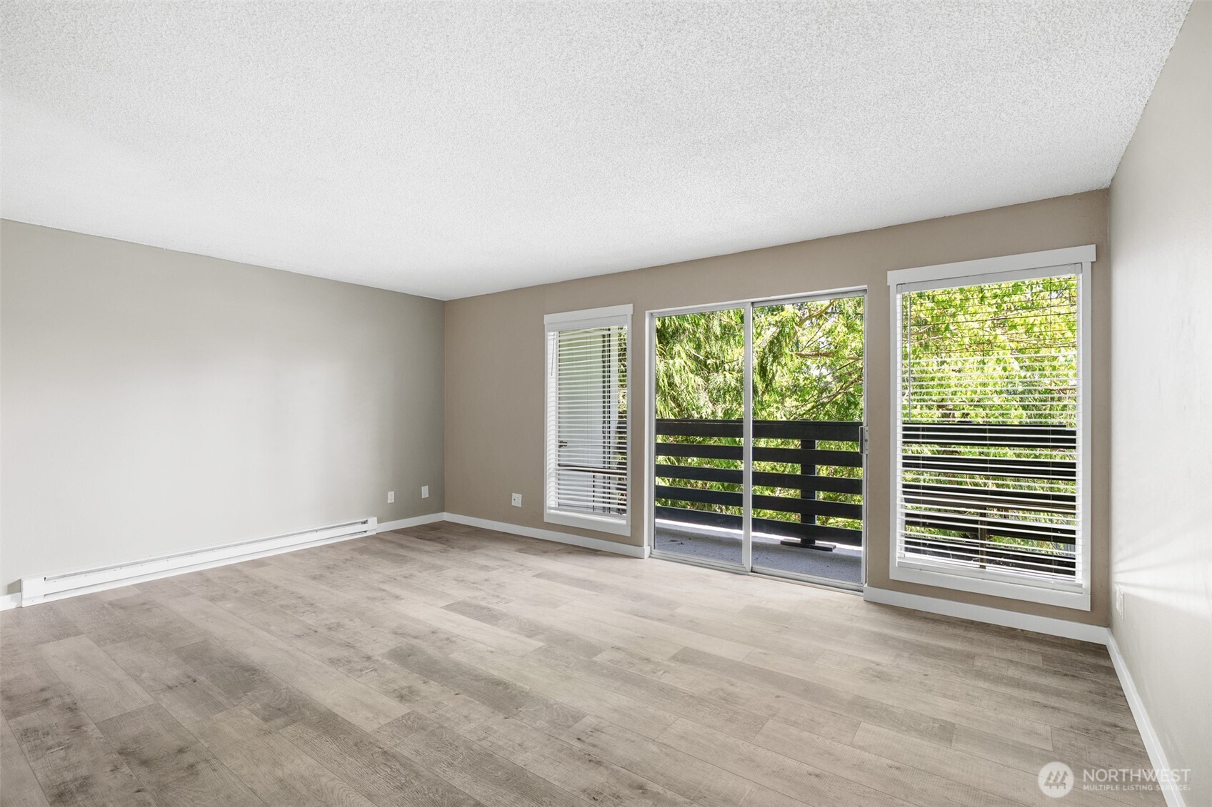10459 Des Moines Memorial Dr 303 Property Photo 2