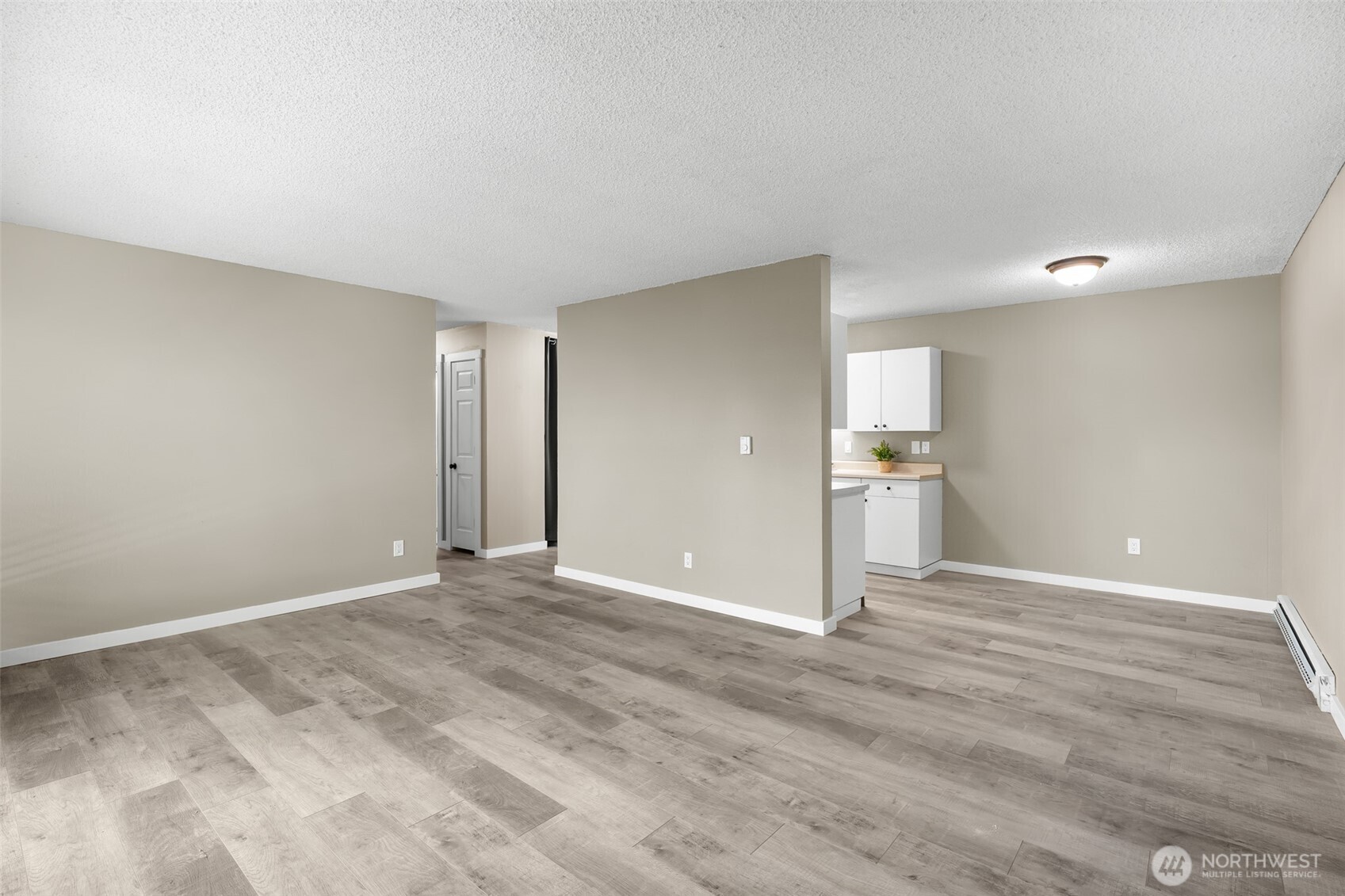 10459 Des Moines Memorial Dr 303 Property Photo 6