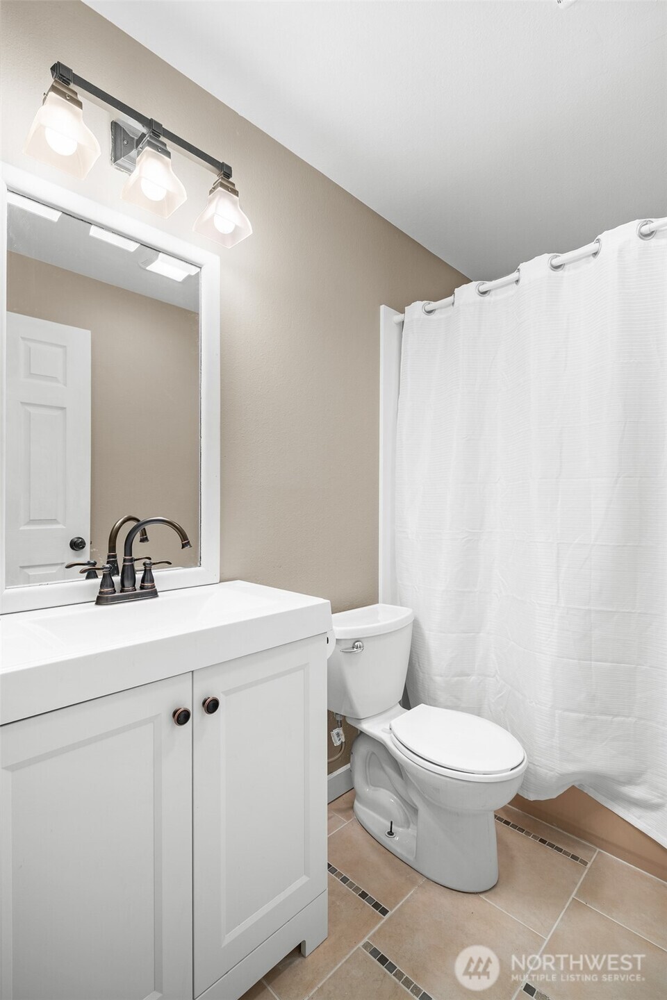 10459 Des Moines Memorial Dr 303 Property Photo 8