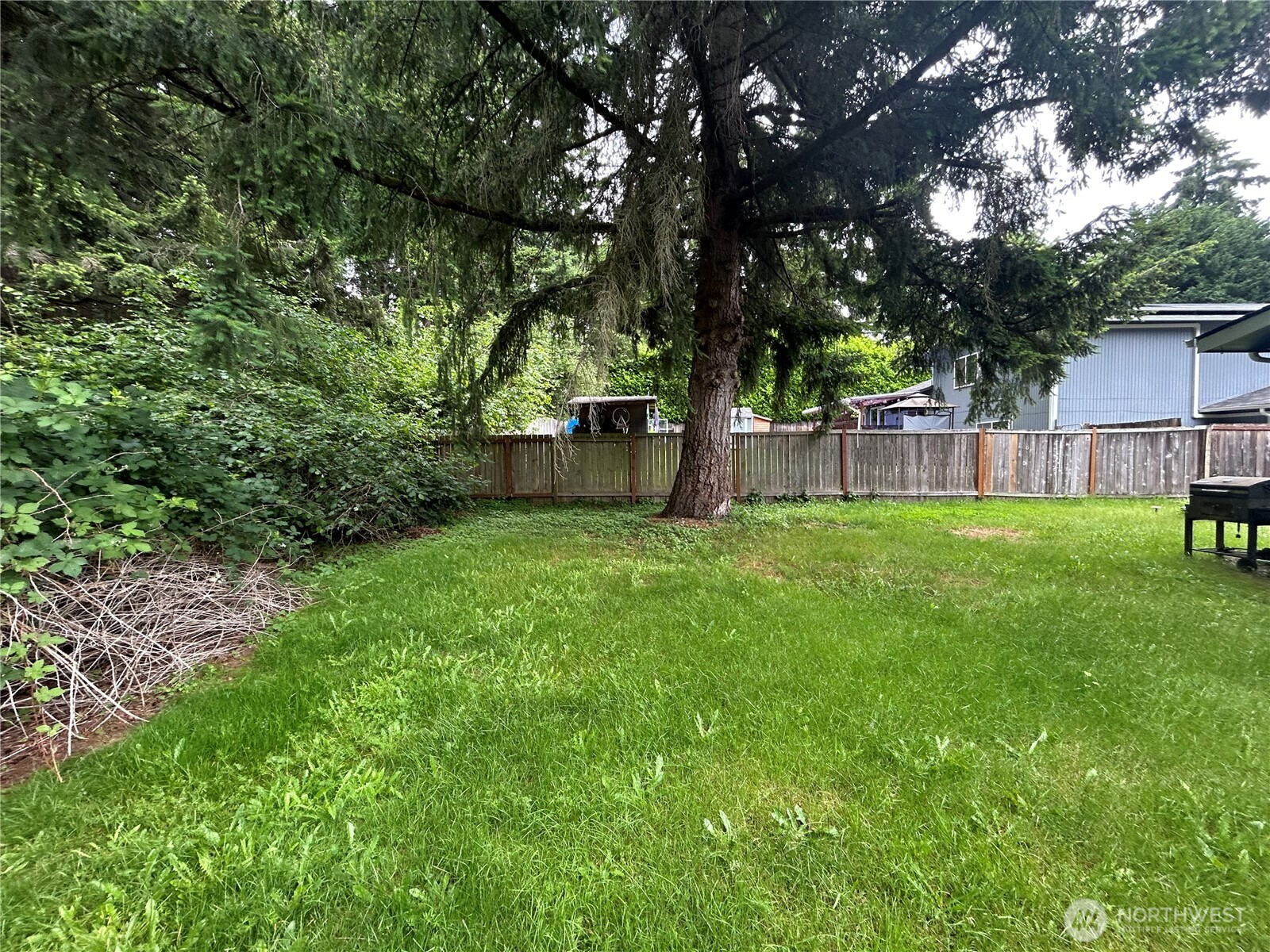 8224 59th Avenue Property Photo 4