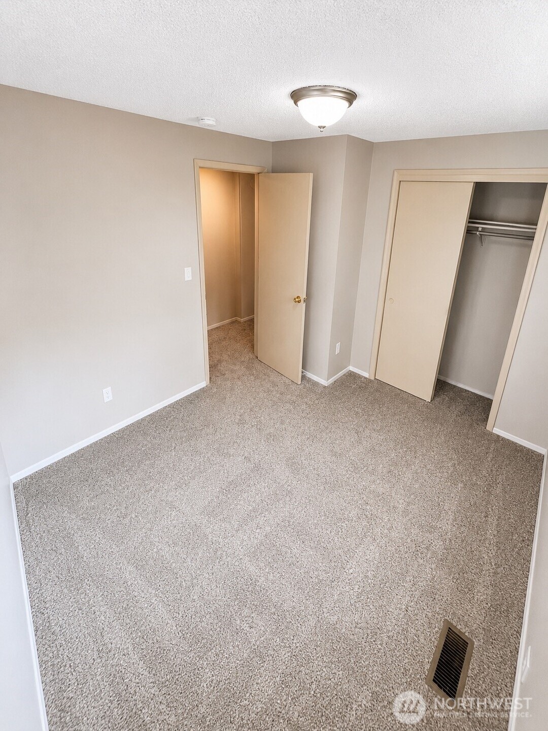 8224 59th Avenue Property Photo 12