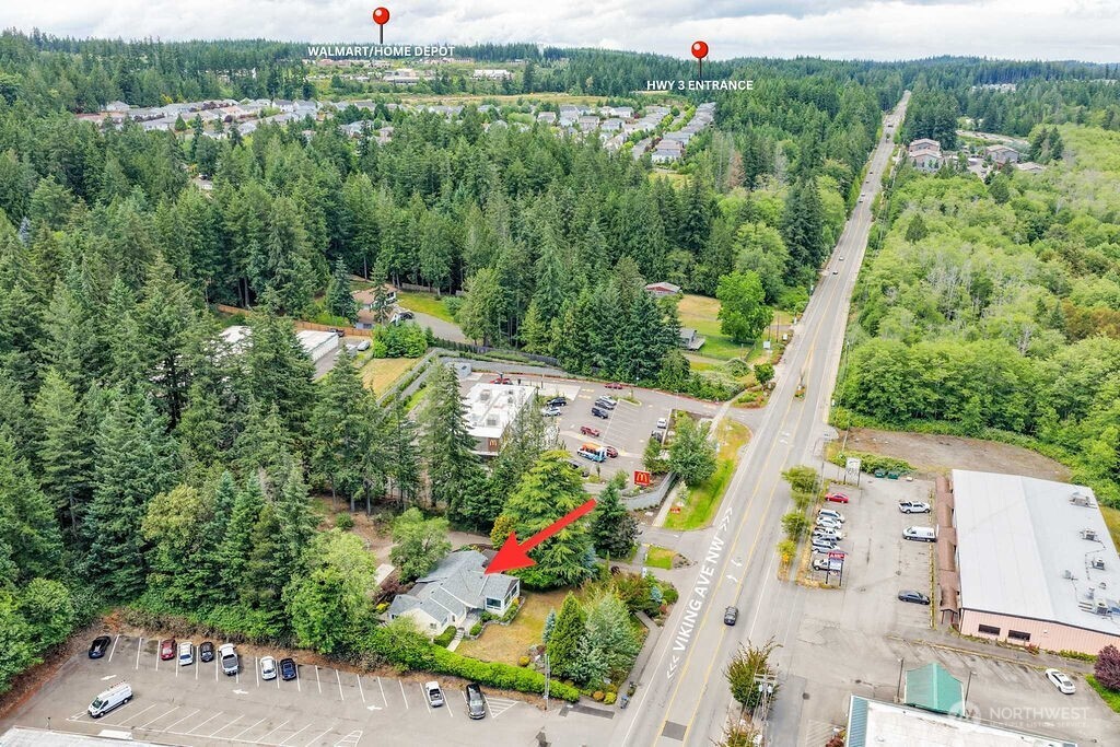20487 Viking Avenue Property Photo 1