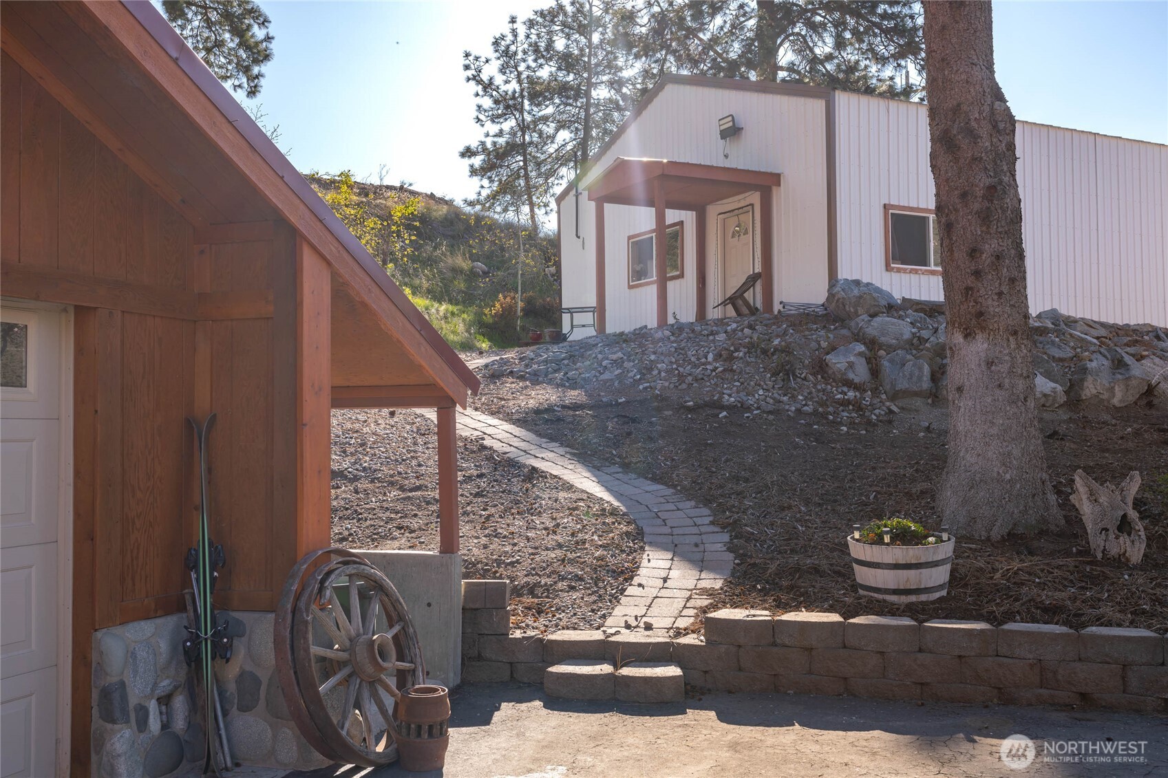 540 Highway 153 Property Photo 11