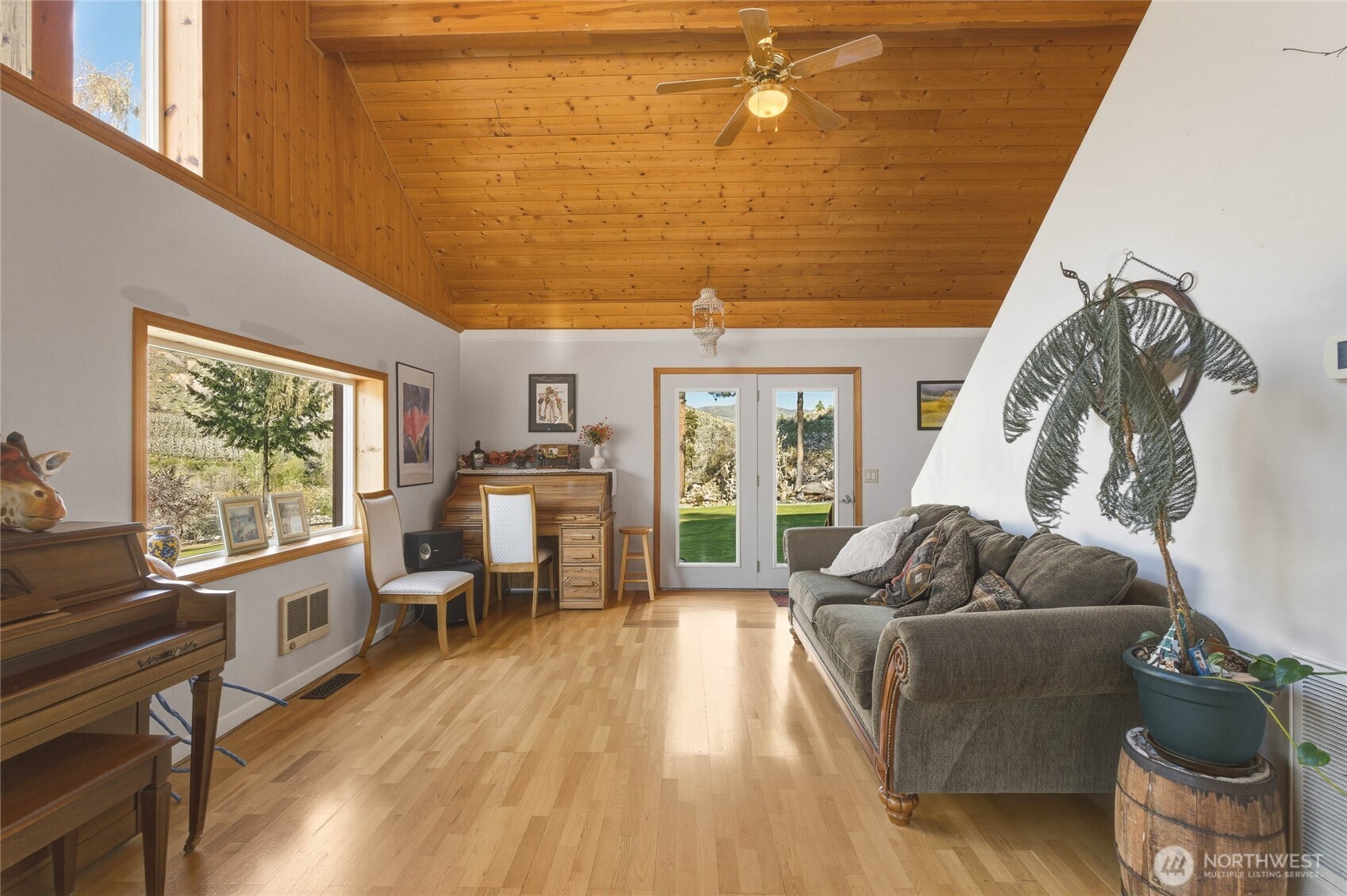 540 Highway 153 Property Photo 14