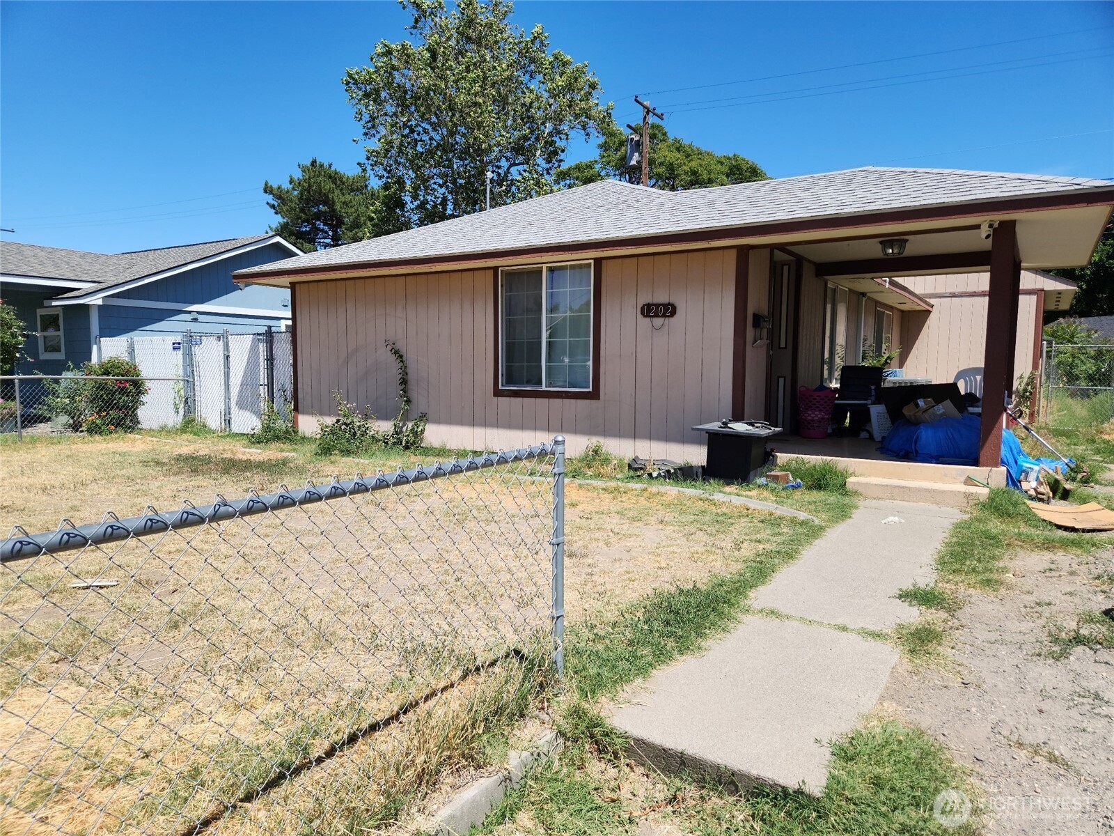 1202 Willard Avenue Property Photo 2