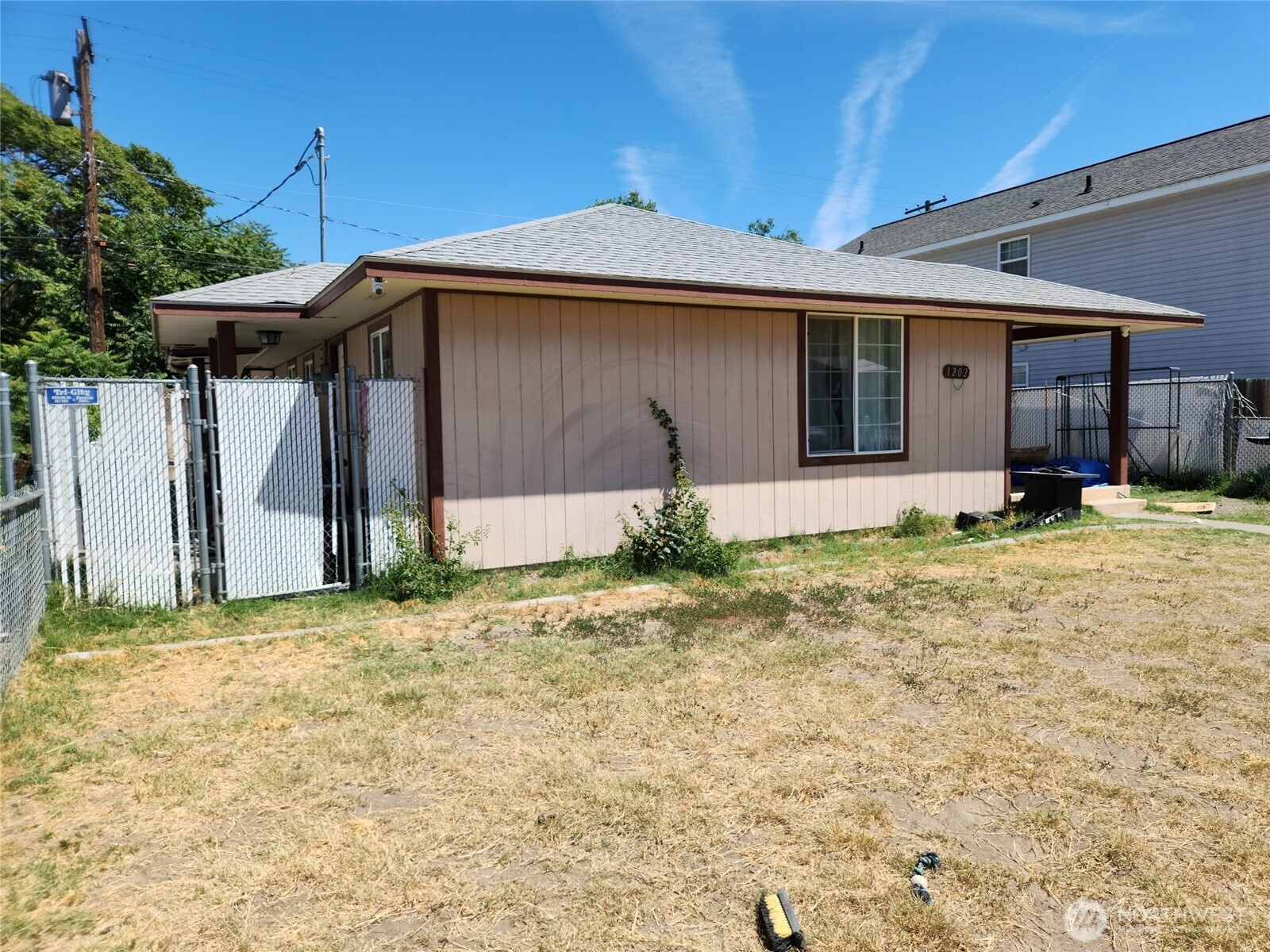 1202 Willard Avenue Property Photo 3