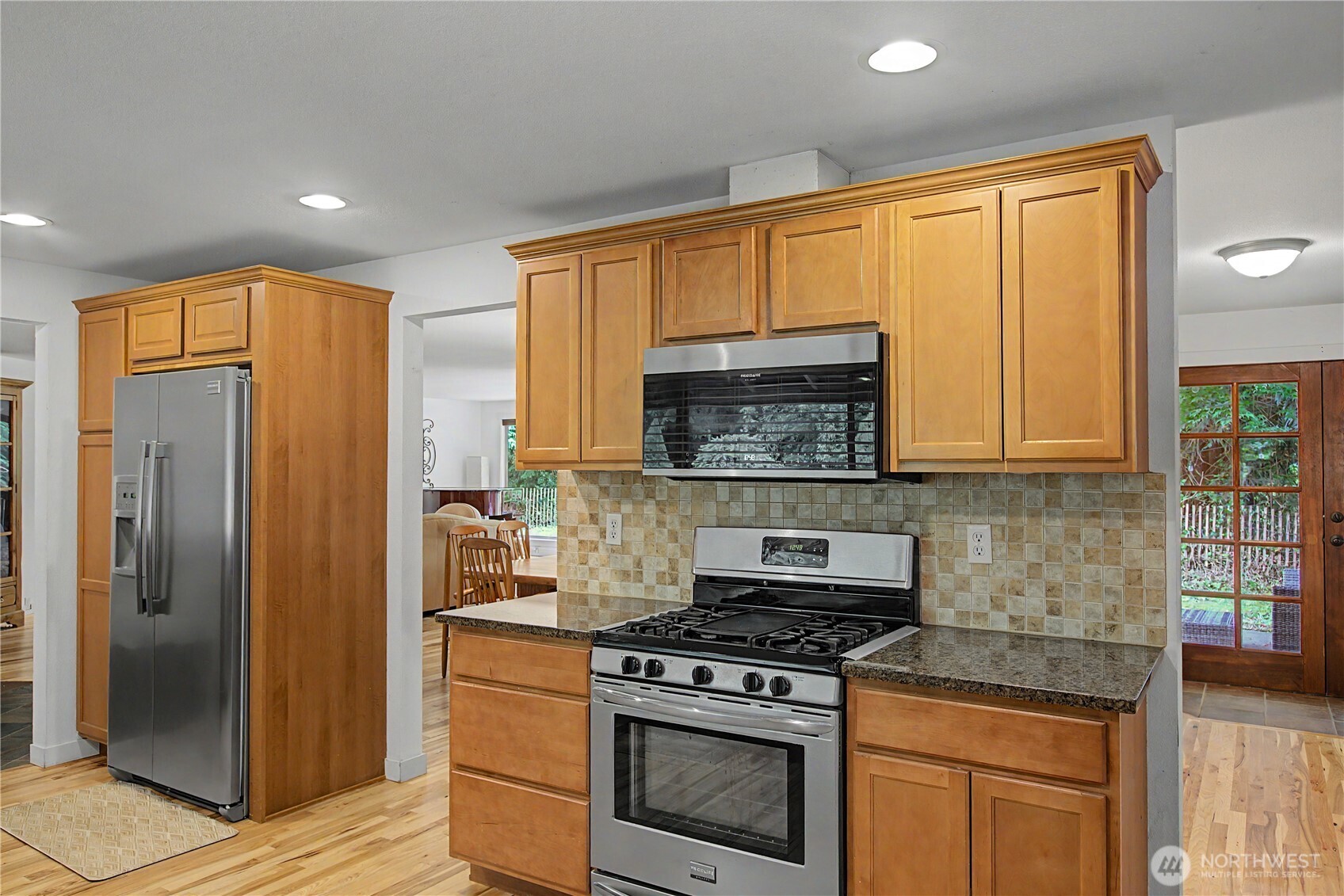 4642 Claridge Drive Property Photo 15