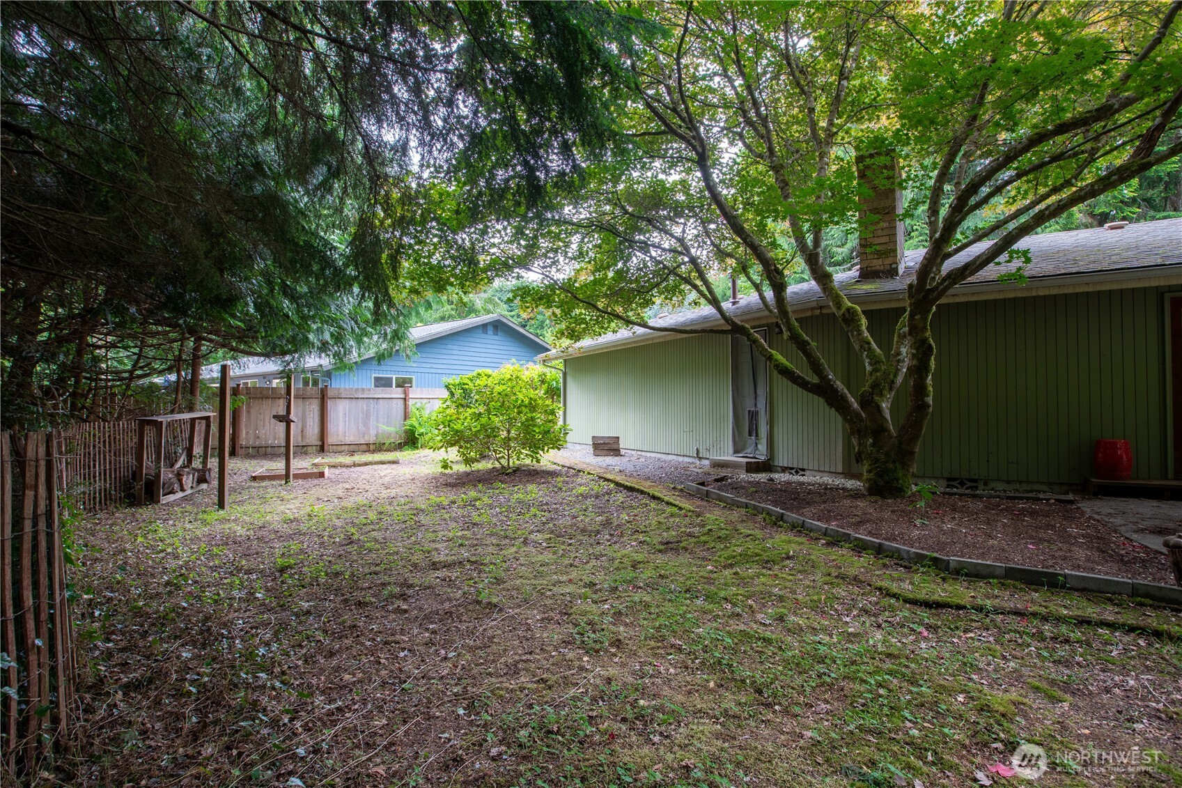 4642 Claridge Drive Property Photo 36