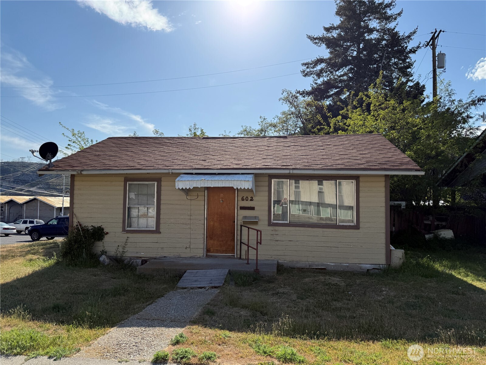 602 Cedar Street Property Photo 1