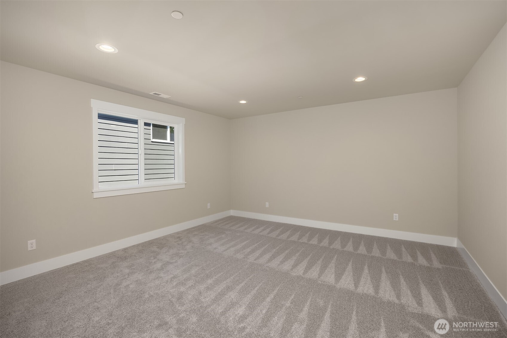 15002 75th Avenue Property Photo 17